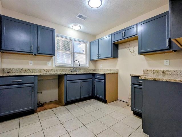 4790 Hairston Place, Stone Mountain, GA 30088