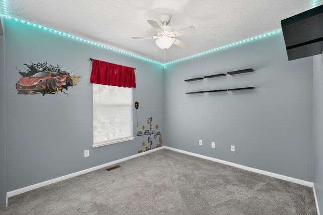 276 Eagle Creek Drive, Dry Ridge, KY 41035