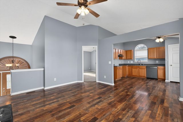 276 Eagle Creek Drive, Dry Ridge, KY 41035