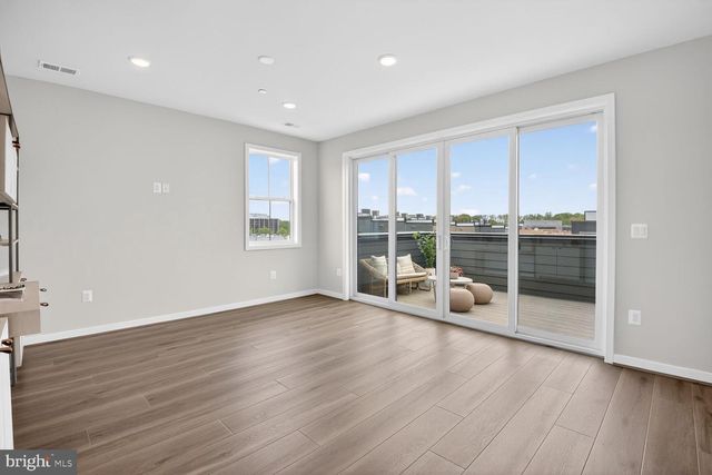 6229 CROSSWIND DR, North Bethesda, MD 20852
