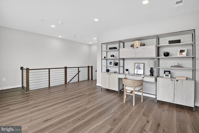 6229 CROSSWIND DR, North Bethesda, MD 20852