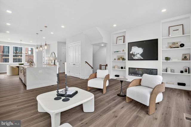 6229 CROSSWIND DR, North Bethesda, MD 20852