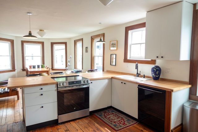 30 Royal Street, Providence, RI 02906