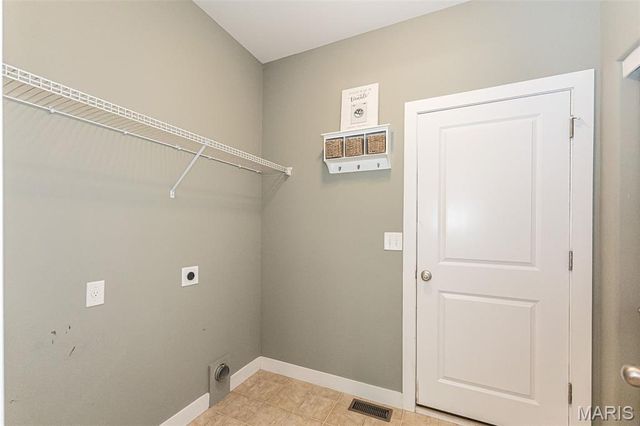 110 Sunset Villa Court, O'fallon, MO 63366