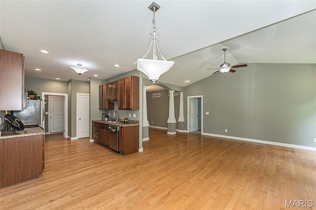 110 Sunset Villa Court, O'fallon, MO 63366