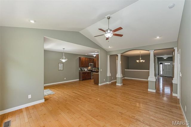 110 Sunset Villa Court, O'fallon, MO 63366