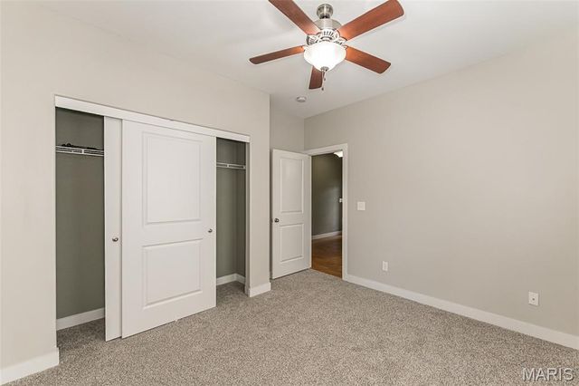110 Sunset Villa Court, O'fallon, MO 63366