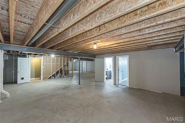 110 Sunset Villa Court, O'fallon, MO 63366