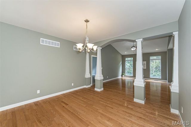 110 Sunset Villa Court, O'fallon, MO 63366