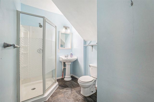 905 W Forest Avenue, Muskegon, MI 49441