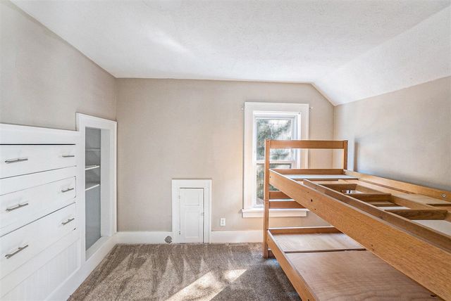 905 W Forest Avenue, Muskegon, MI 49441