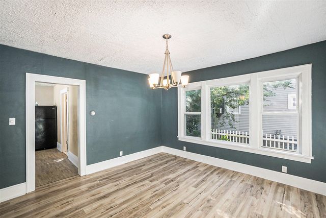 905 W Forest Avenue, Muskegon, MI 49441