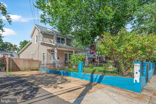 3916 NICHOLSON ST, Hyattsville, MD 20782