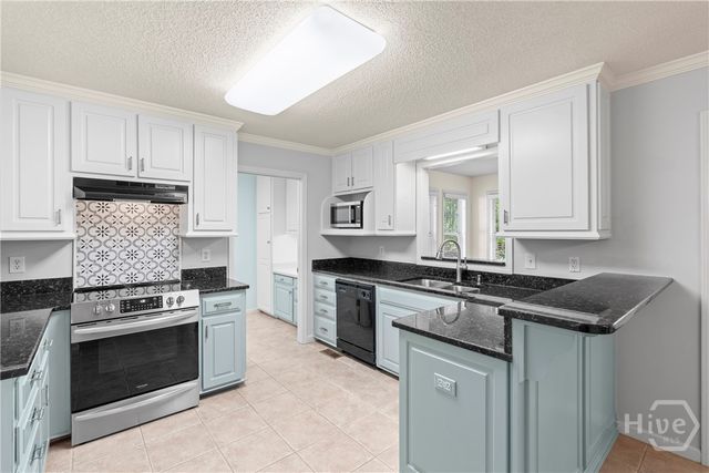 30 Joe Lee Drive, Sharpsburg, GA 30277