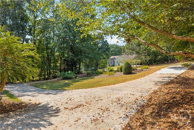 30 Joe Lee Drive, Sharpsburg, GA 30277