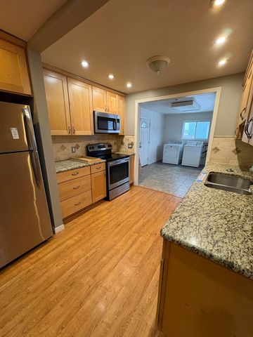 22806 Shakespeare Avenue, Eastpointe, MI 48021