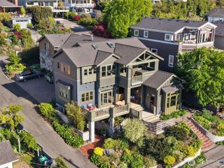 3310 59th Avenue SW #A & #B, Seattle, WA 98116