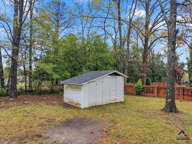 106 Edna Place, Warner Robins, GA 31093