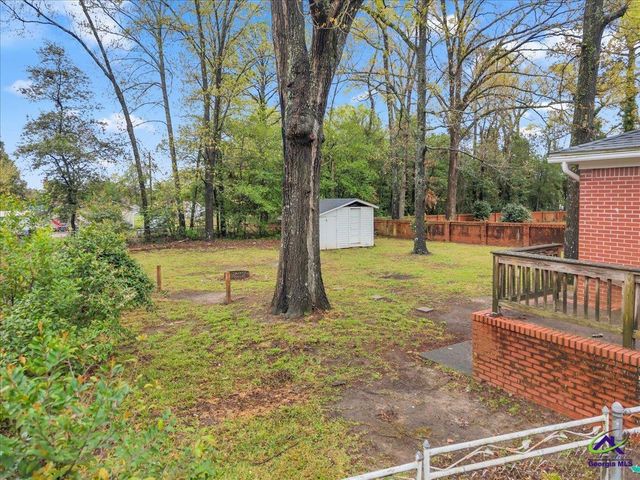 106 Edna Place, Warner Robins, GA 31093