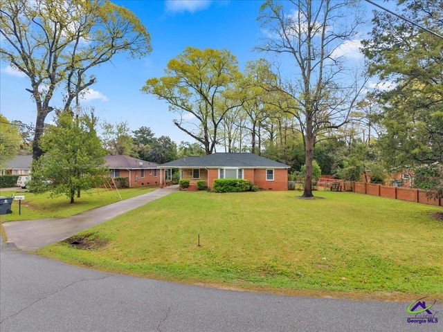 106 Edna Place, Warner Robins, GA 31093