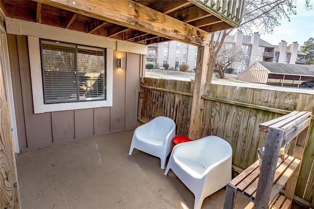 12722 W 110th Terrace, Overland Park, KS 66210