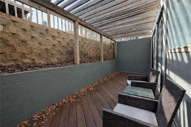 12722 W 110th Terrace, Overland Park, KS 66210