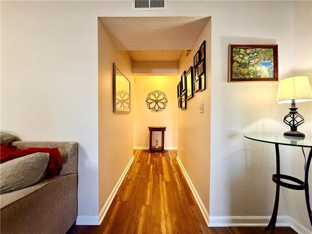 12722 W 110th Terrace, Overland Park, KS 66210