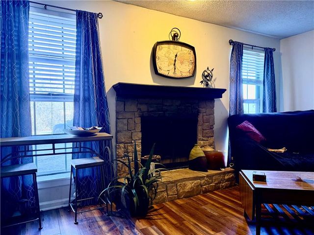 12722 W 110th Terrace, Overland Park, KS 66210