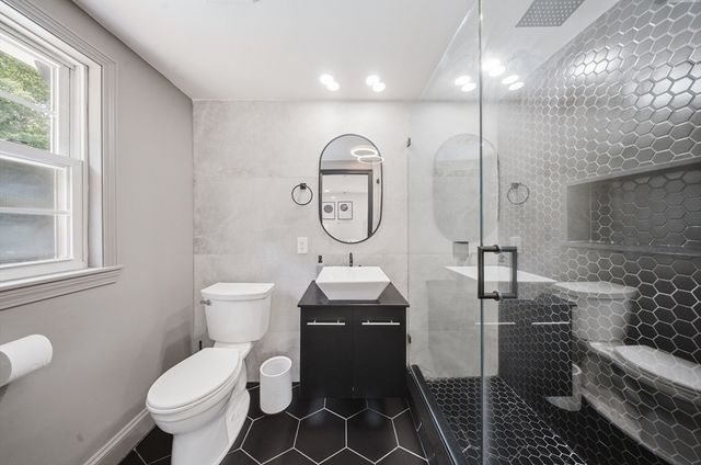 345 Pleasantdale Rd, Rutland, MA 01543