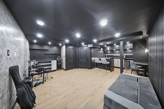 345 Pleasantdale Rd, Rutland, MA 01543