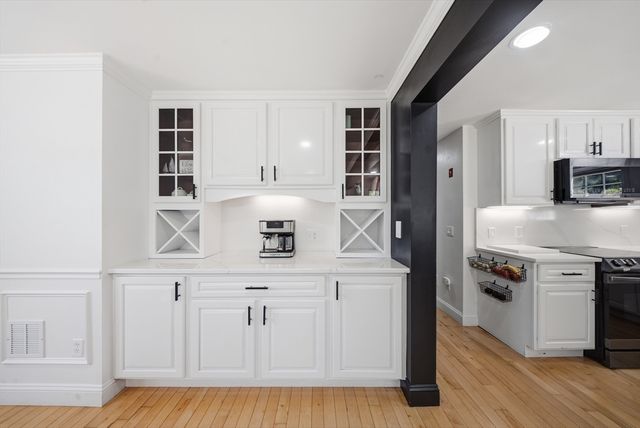 345 Pleasantdale Rd, Rutland, MA 01543