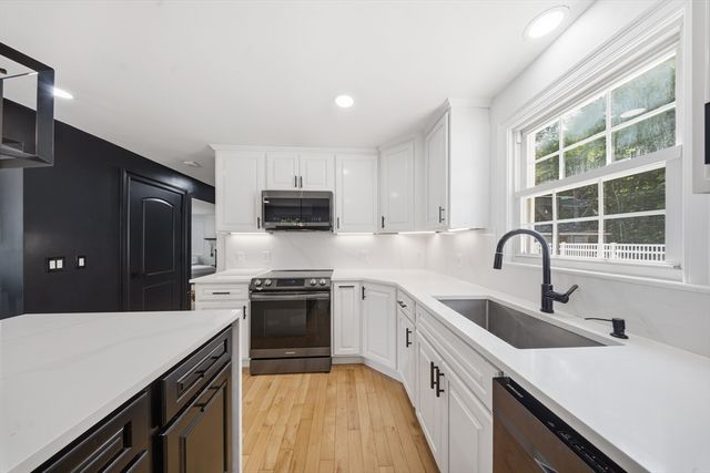 345 Pleasantdale Rd, Rutland, MA 01543