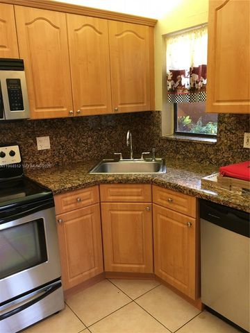 3818 Coral Tree Cir 3818, Coconut Creek, FL 33073