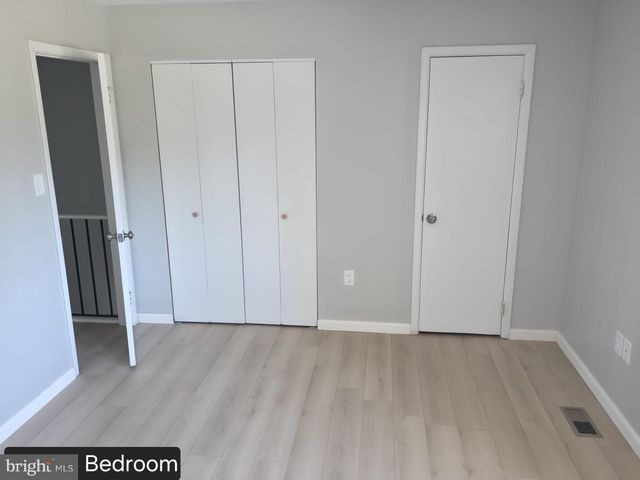 1016 SABER LN, Herndon, VA 20170
