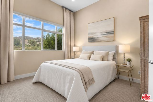 6749 Gill Way, Los Angeles, CA 90068