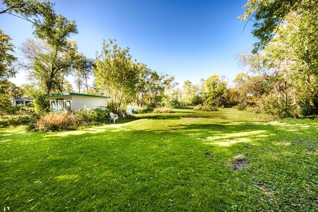 3285 Fiebrantz DRIVE, Brookfield, WI 53005