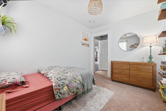 1708 AVENUE L, Council Bluffs, IA 51501