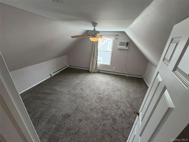 427 Raft Avenue, Holbrook, NY 11741