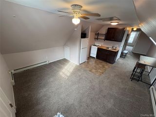 427 Raft Avenue, Holbrook, NY 11741