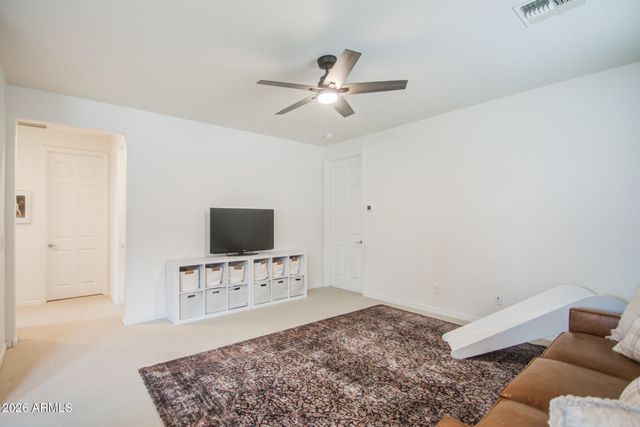 9540 E Travertine Avenue, Mesa, AZ 85212