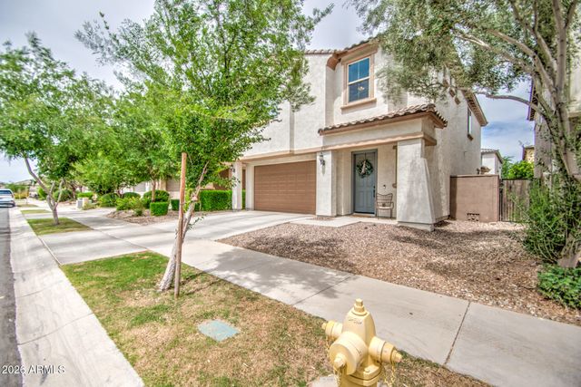 9540 E Travertine Avenue, Mesa, AZ 85212