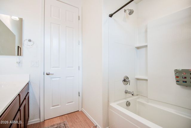 9540 E Travertine Avenue, Mesa, AZ 85212