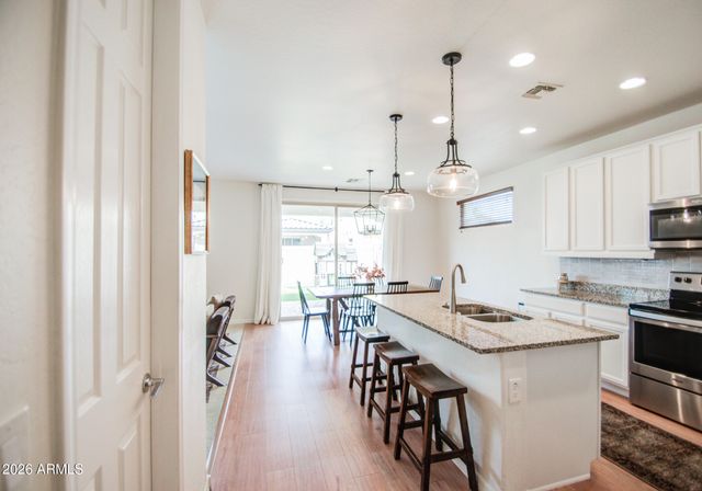 9540 E Travertine Avenue, Mesa, AZ 85212