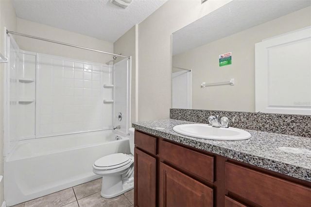 327 CASCADE BEND DRIVE, Ruskin, FL 33570