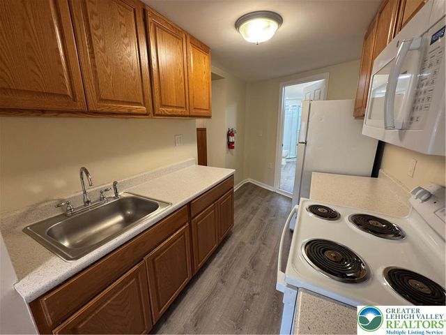 1247 Jackson Street, Easton, PA 18042