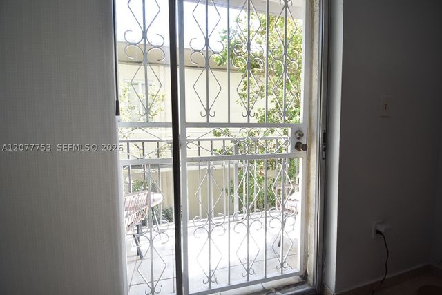 1605 Meridian Ave 202, Miami Beach, FL 33139