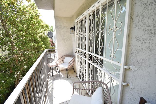 1605 Meridian Ave 202, Miami Beach, FL 33139