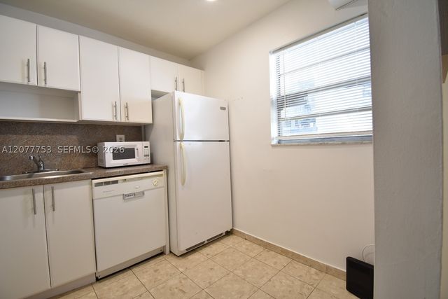 1605 Meridian Ave 202, Miami Beach, FL 33139