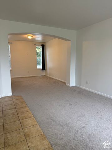 1453 S 400 E, Kaysville, UT 84037