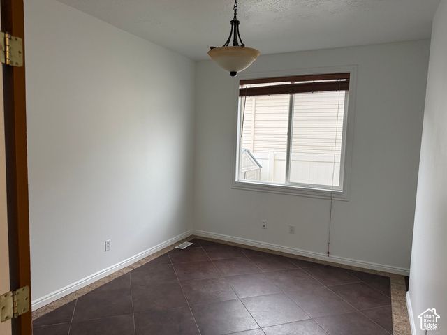1453 S 400 E, Kaysville, UT 84037